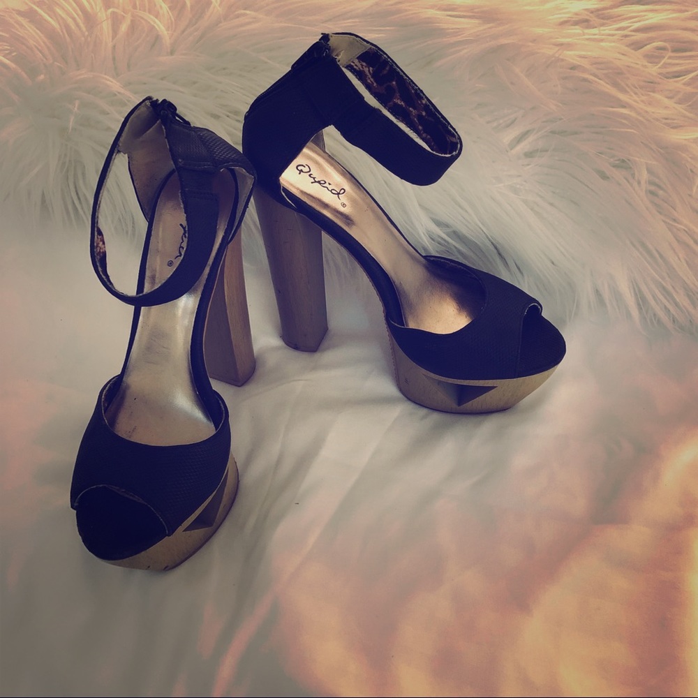 Black Heels
